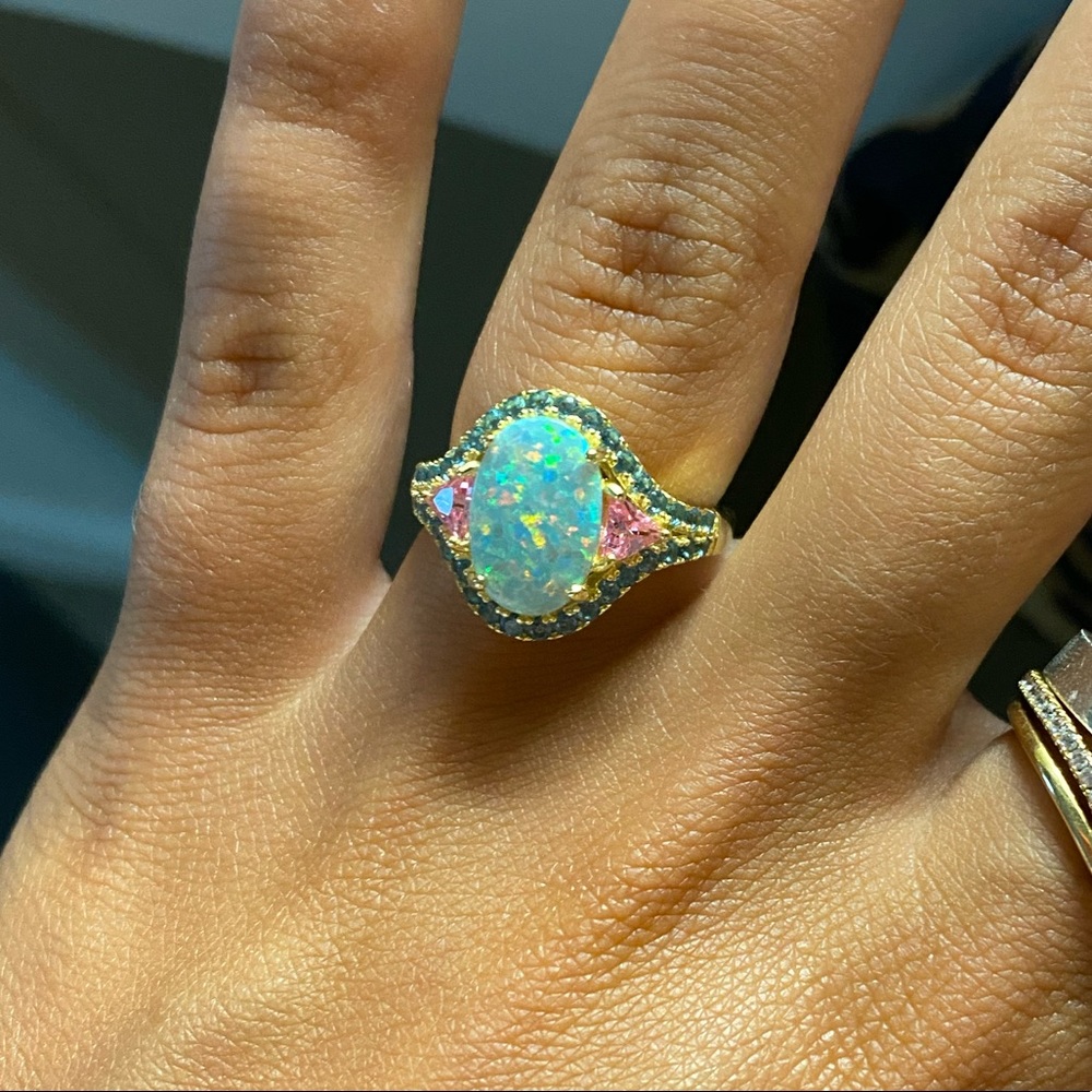Ring - Picture 2 of 2